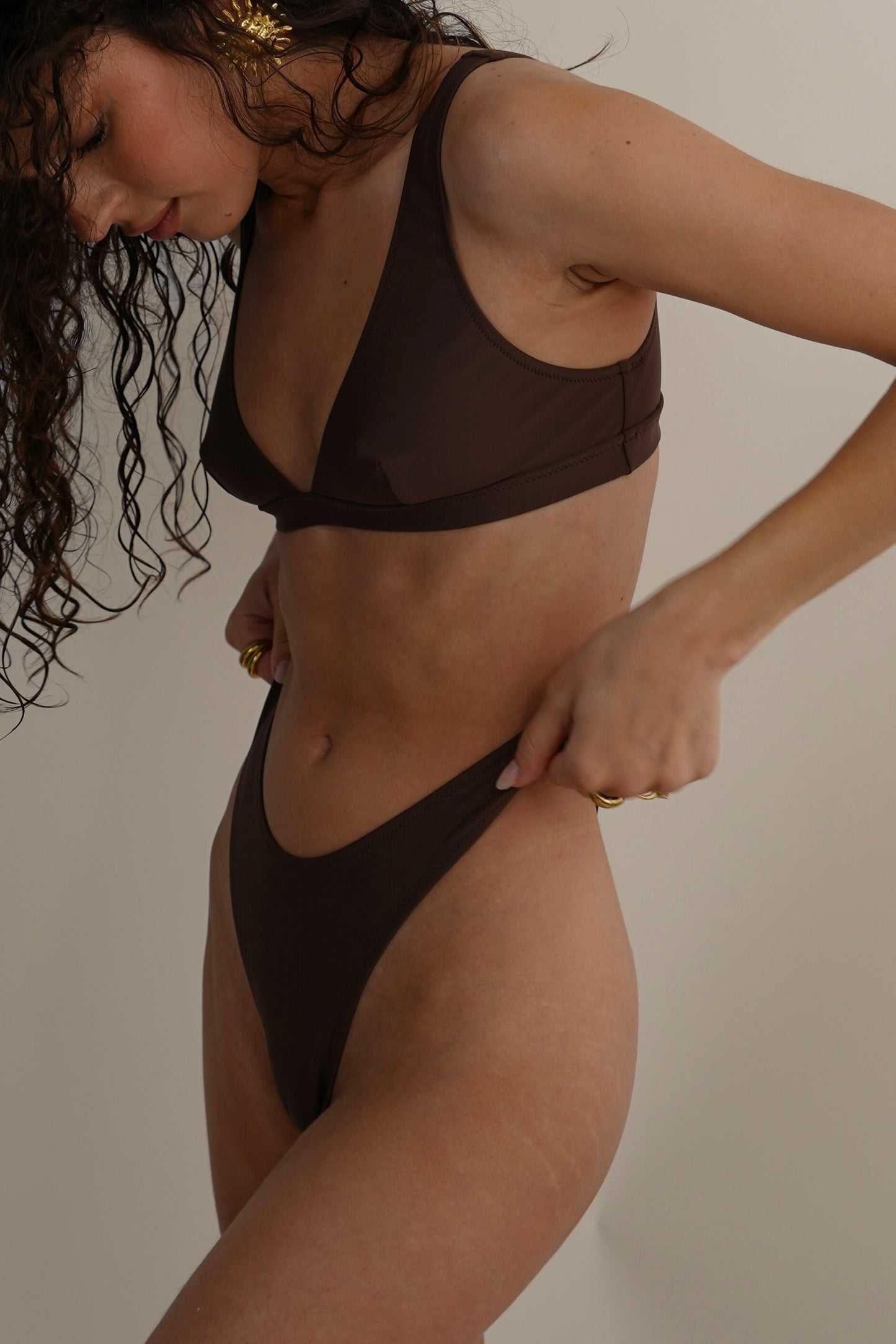 ÉPURE MARRON STRING