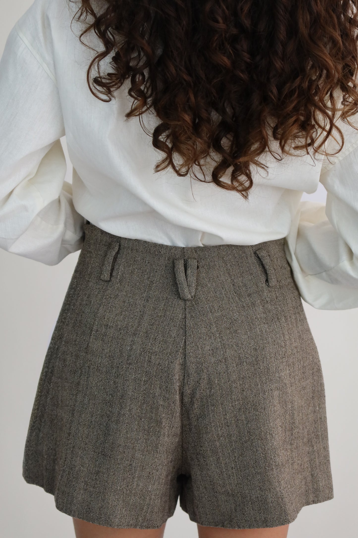 SHORT GIA