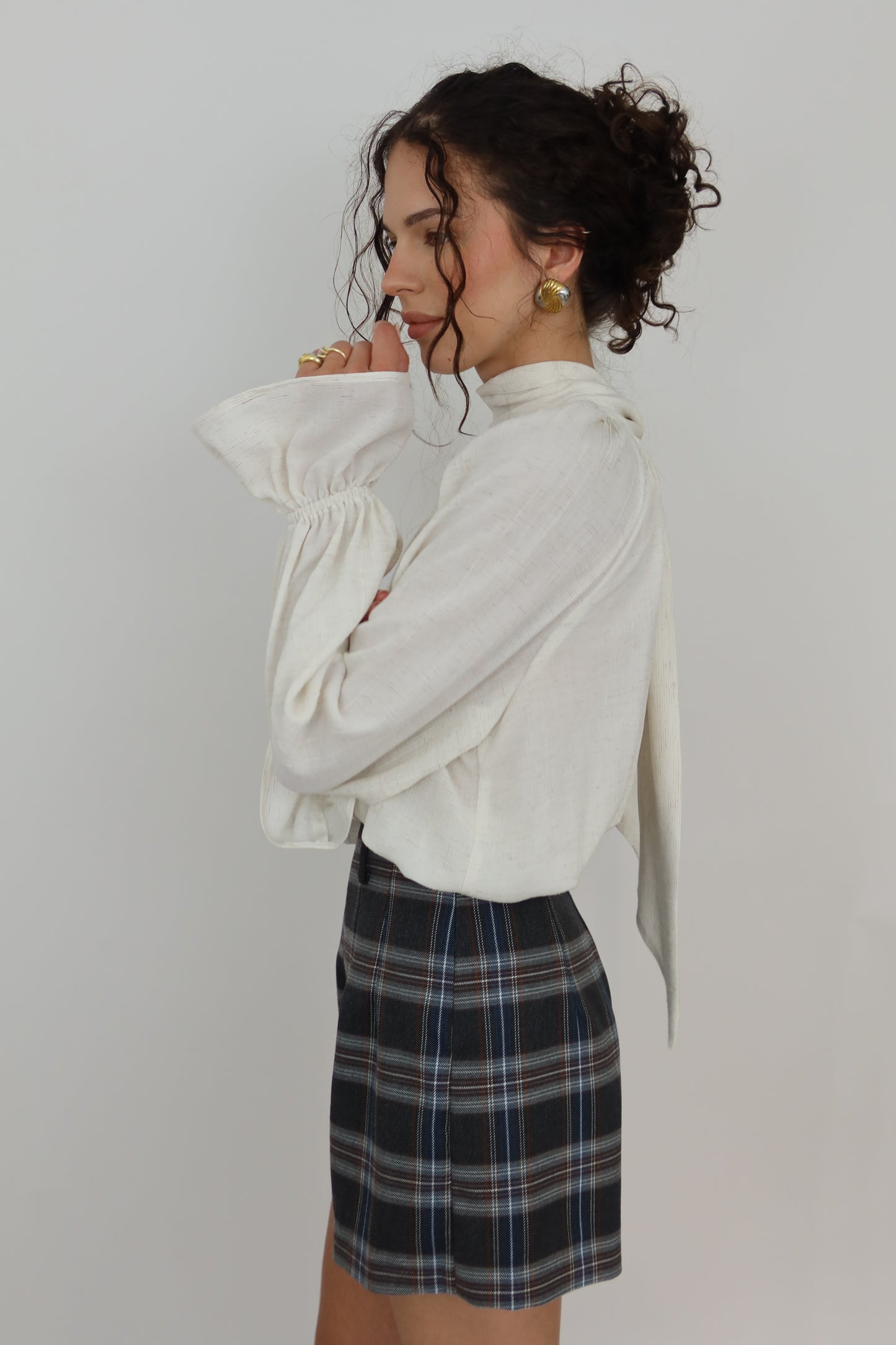 SHORT AMBER